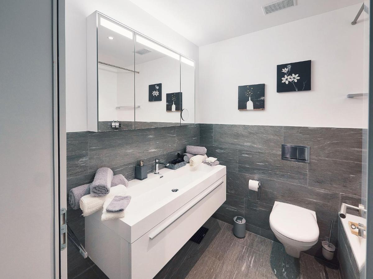 Montanas - Luxuswohnung Mit Kamin - Nahe Caumasee & Talstation Φιλμς Εξωτερικό φωτογραφία